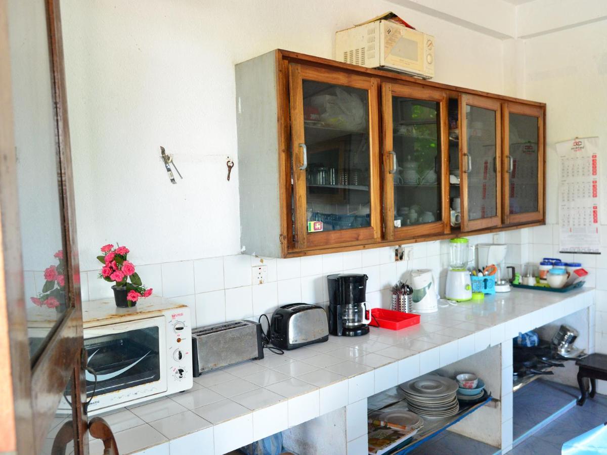 Happy Tuna Guesthouse Хикадува Екстериор снимка