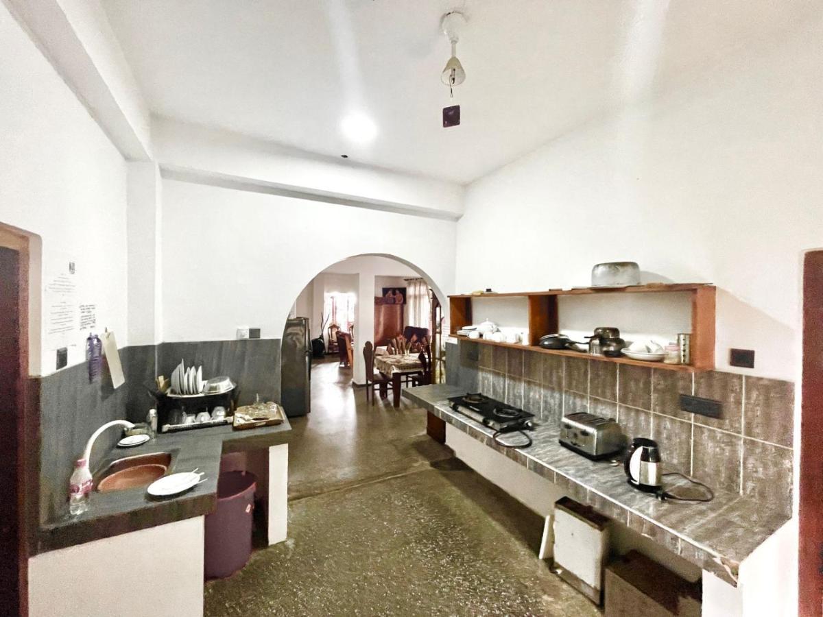 Happy Tuna Guesthouse Хикадува Екстериор снимка
