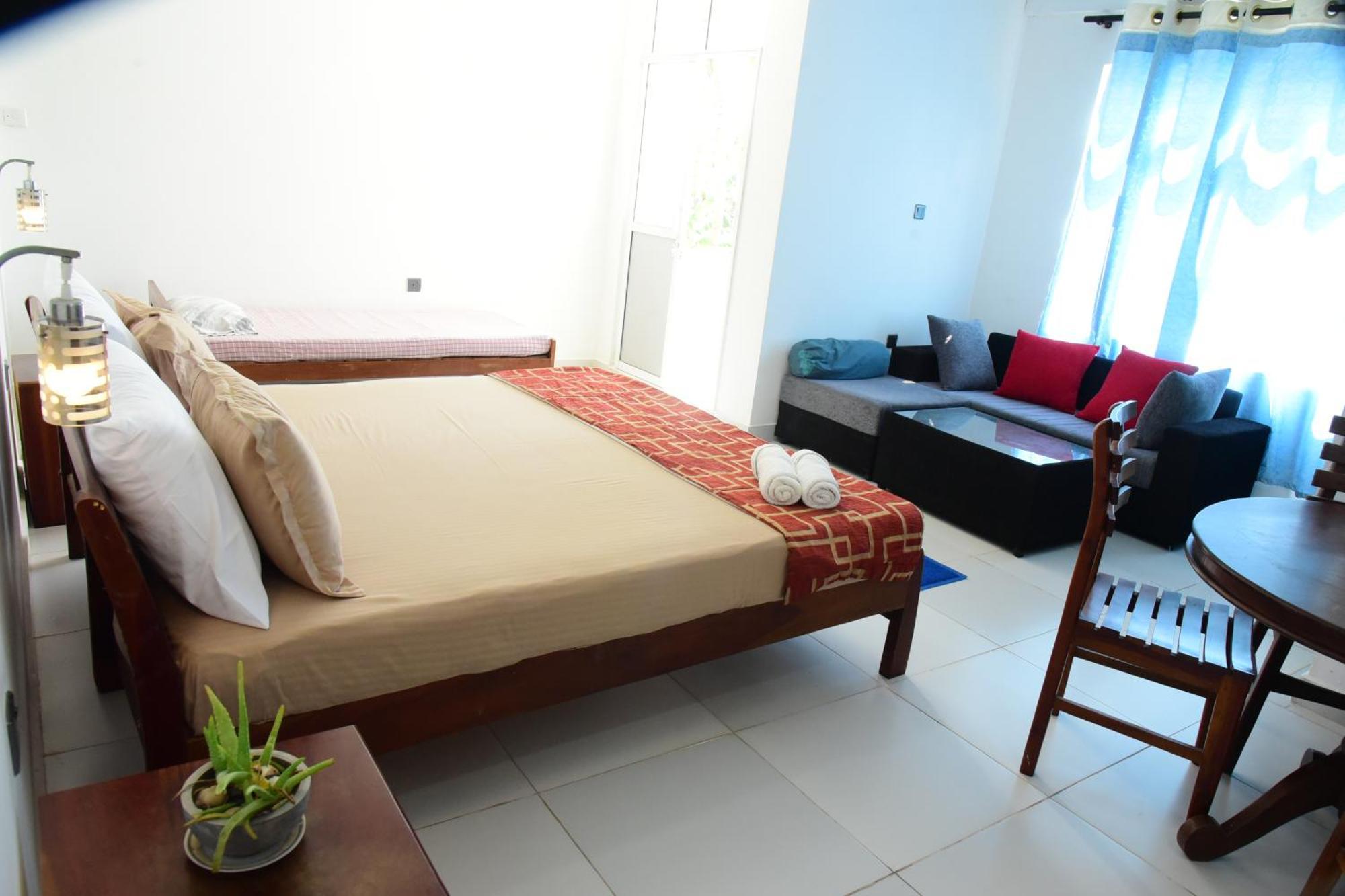 Happy Tuna Guesthouse Хикадува Екстериор снимка